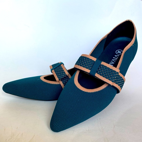 VIVAIA pointed toe Mary Jane flats size 7 peacock NWOT — sold out everywhere - Picture 2 of 16